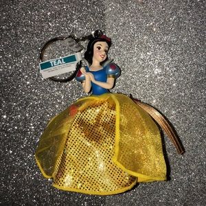 New Disney Parks princess Snow White keychain